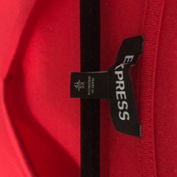Express 1/4 sleeve Red shirt - Picture 2 of 4